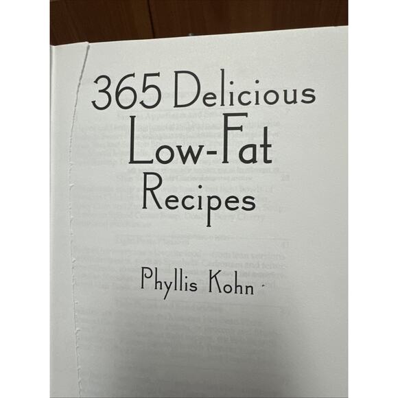 365 Delicious Low-Fat Recipes - Hardcover - - Picture 3 of 6